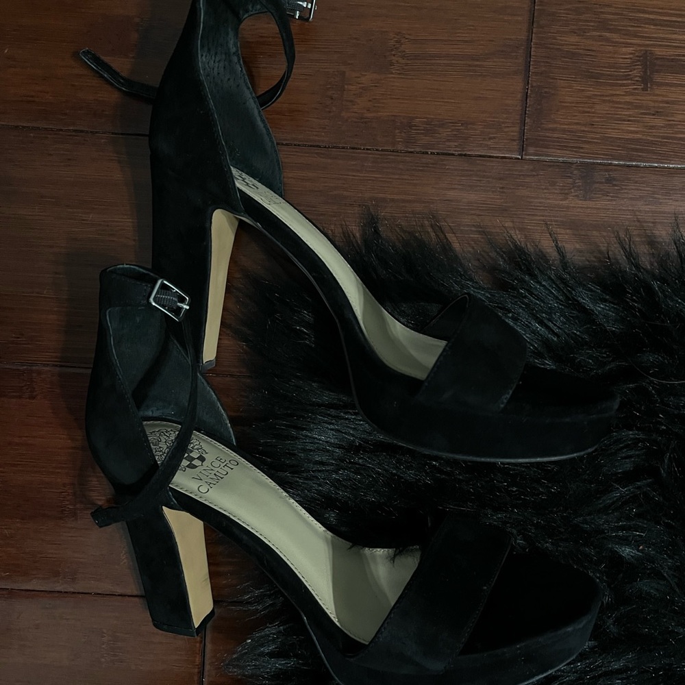 Vince Camuto suede heels